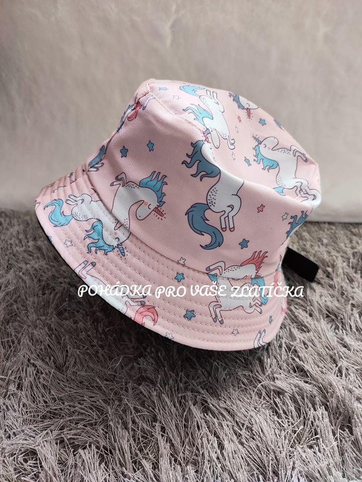 Dívčí plátěný klobouk