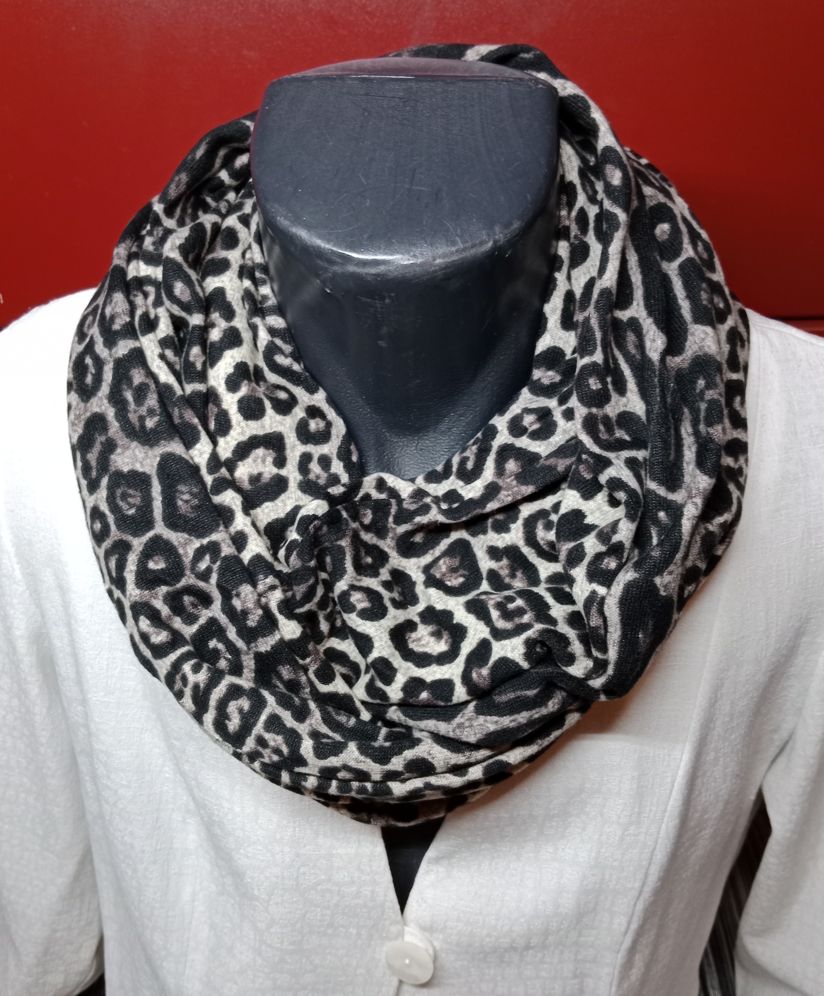 DÁMSKÝ HŘEJIVÝ ŠÁL / TUNEL 