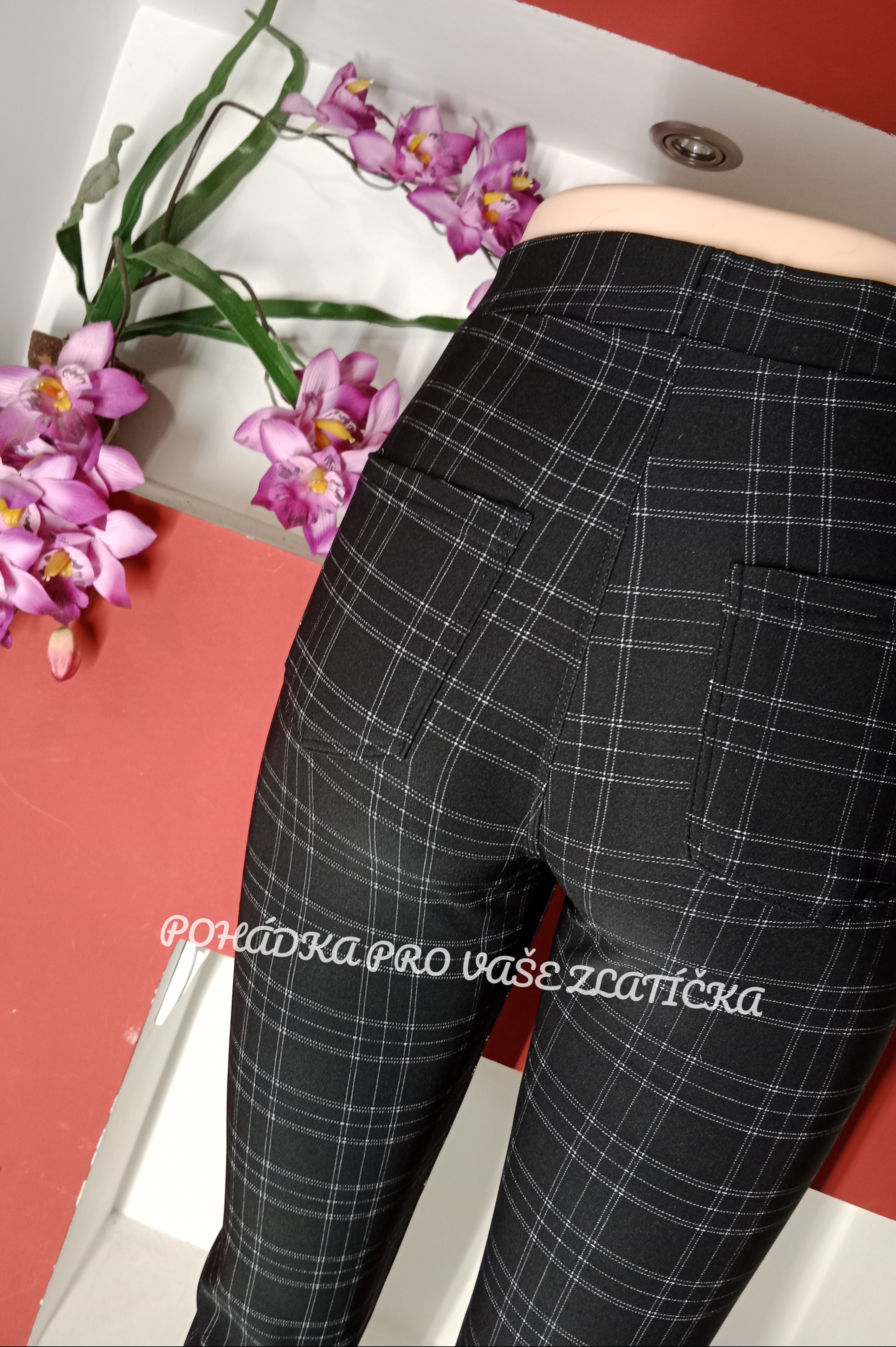 Dámské elegantní kalhotové legíny