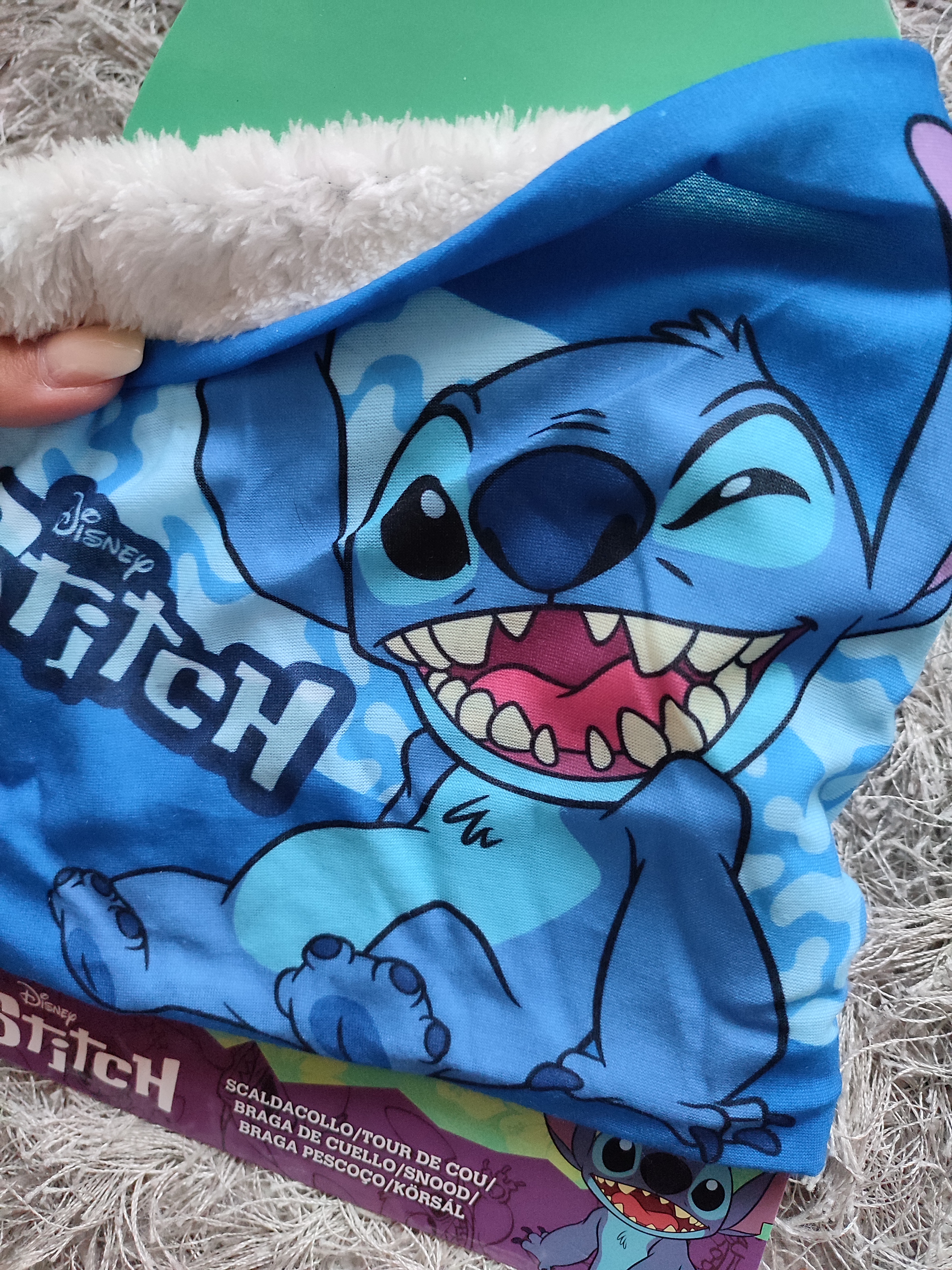 Zimní nákrčník STITCH