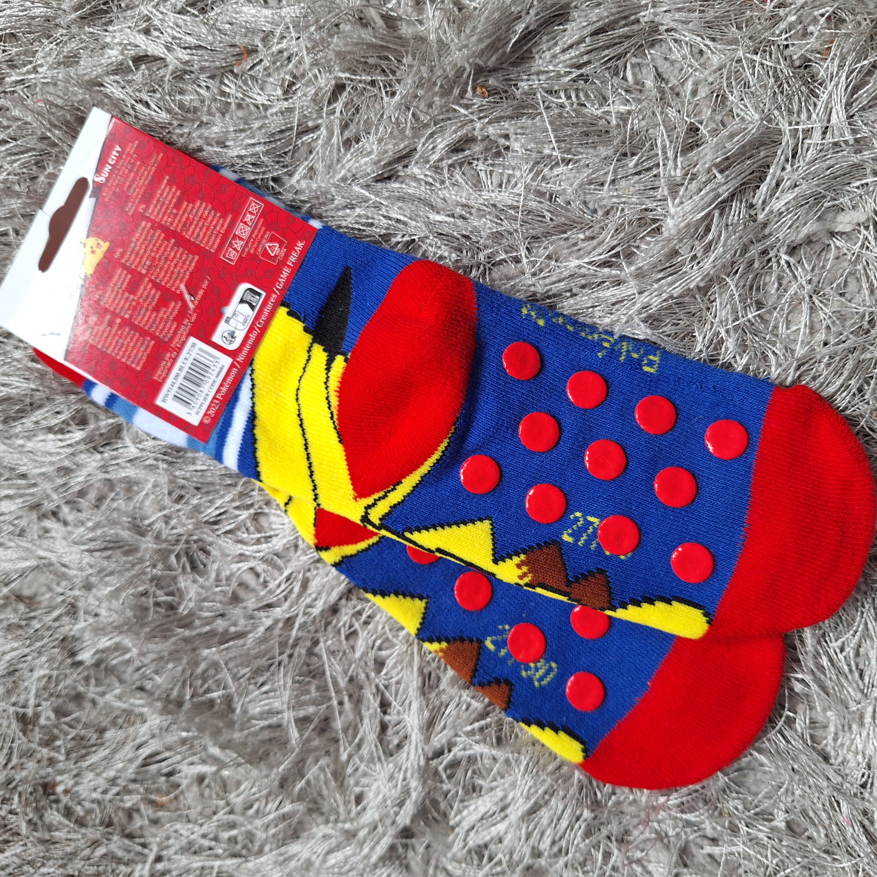 Dětské teplé ponožky POKÉMON s protiskluzem