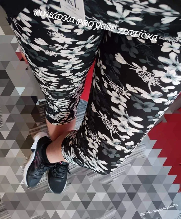 Dámské 3/4 legíny se vzorem 