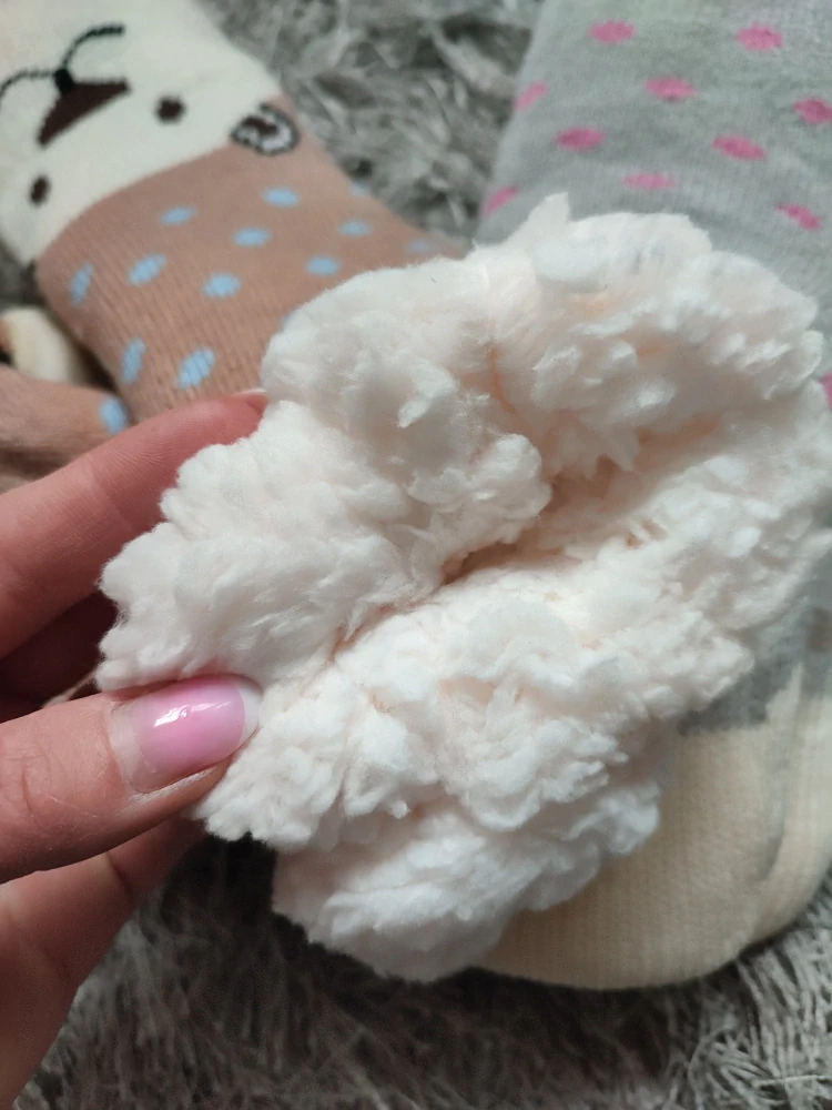 Dětské ponožky s beránkem, s protiskluzem