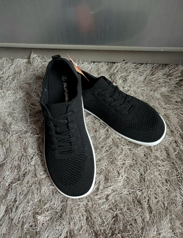 Sneakersy SUPERUN