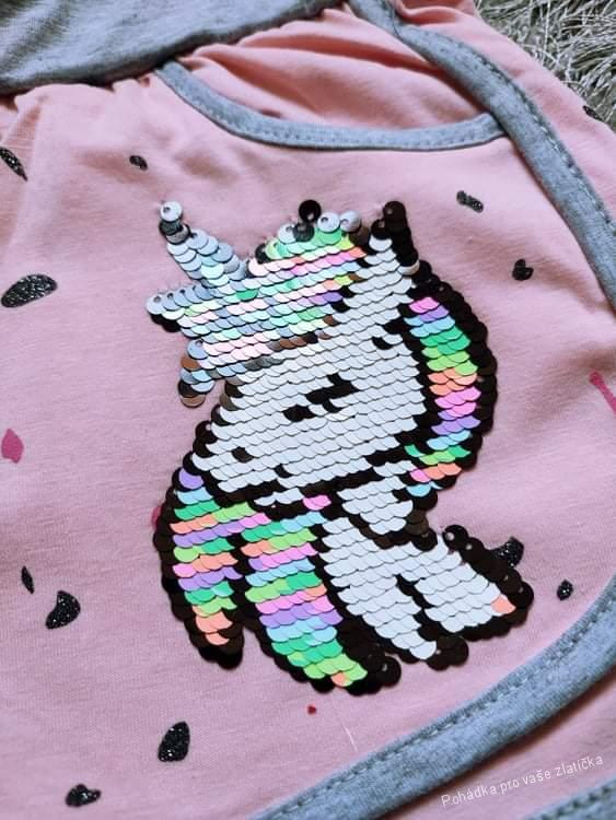 Dívčí kraťasy KUGO