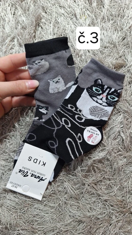 Dětské veselé ponožky - každá jiná AURA.VIA