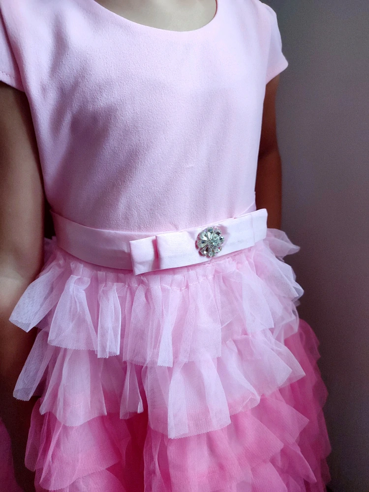 Dívčí sváteční šaty s krátkým rukávem