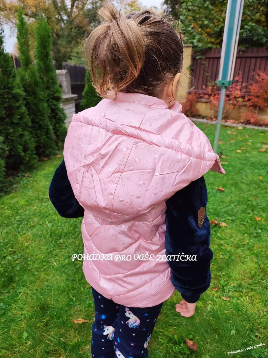 Dívčí prošívaná vesta s fleecovou podšívkou 