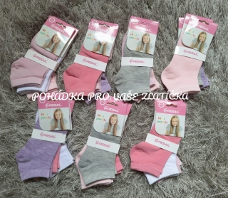 Dětské jednobarevné kotníkové ponožky 1pár (26/29)